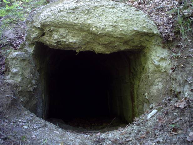 еще один бетонный портал